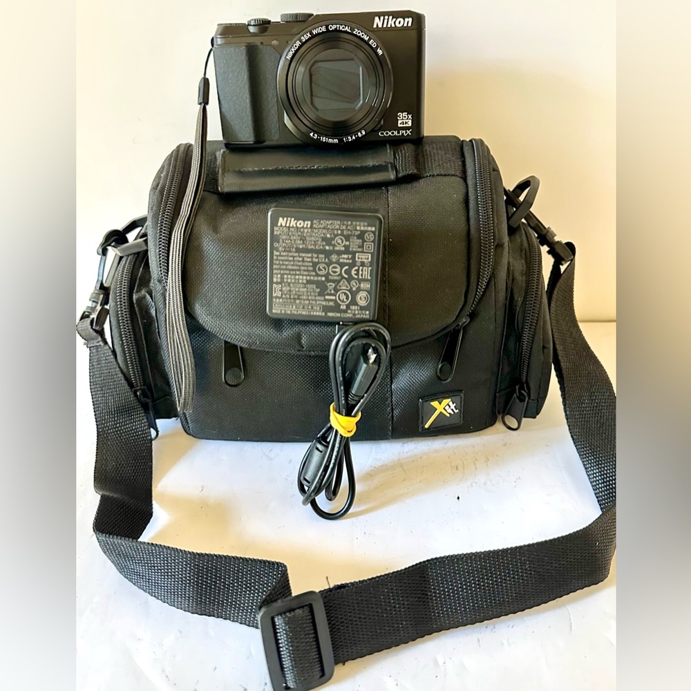 Nikon COOLPIX A900 20.0MP CMOS 35x Wide Optical Zoom NIKKOR Lens Digital Camera